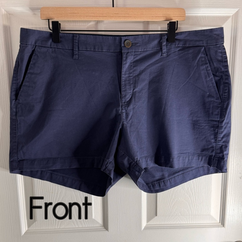 Old Navy Women's Dark Blue Navy  chino Shorts size 16 nwot